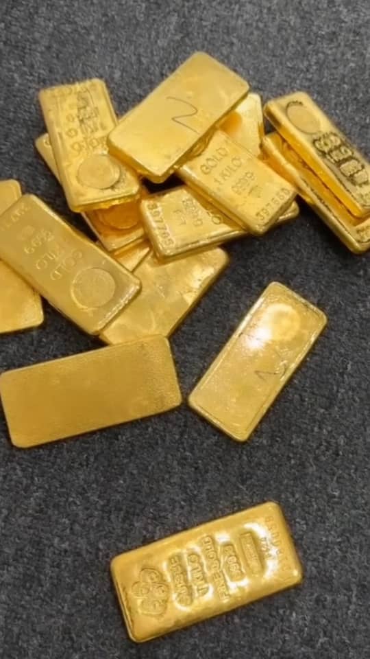 gold bars standardized
